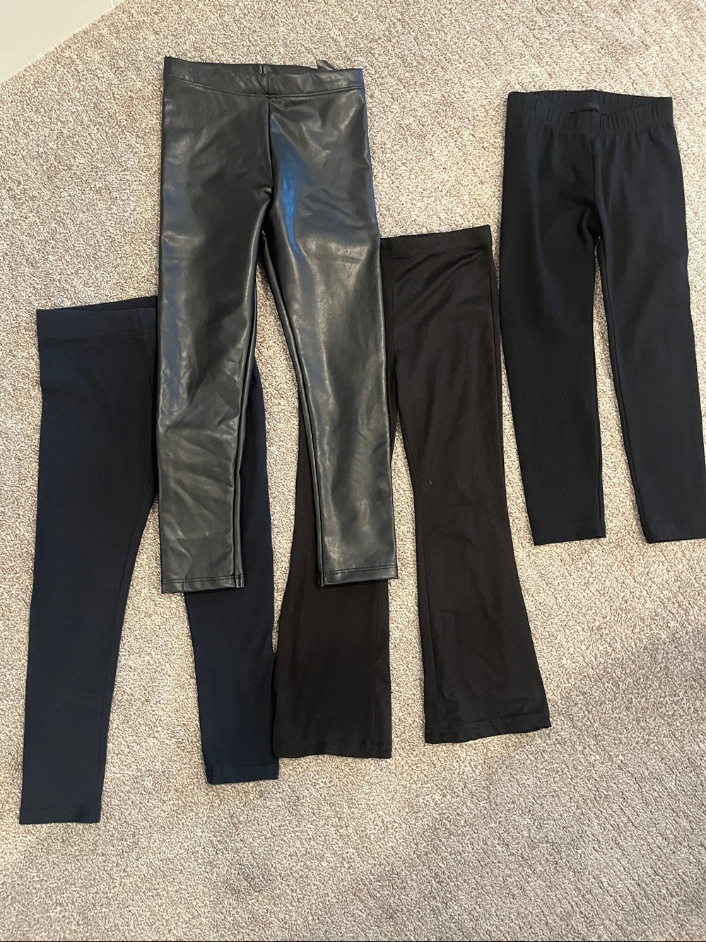 4 pair of Girls Blk legging